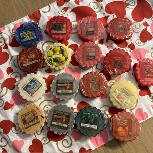 Yankee Candle Tarts various scents Wax Melts Lot Of 17 at .8 oz ea.